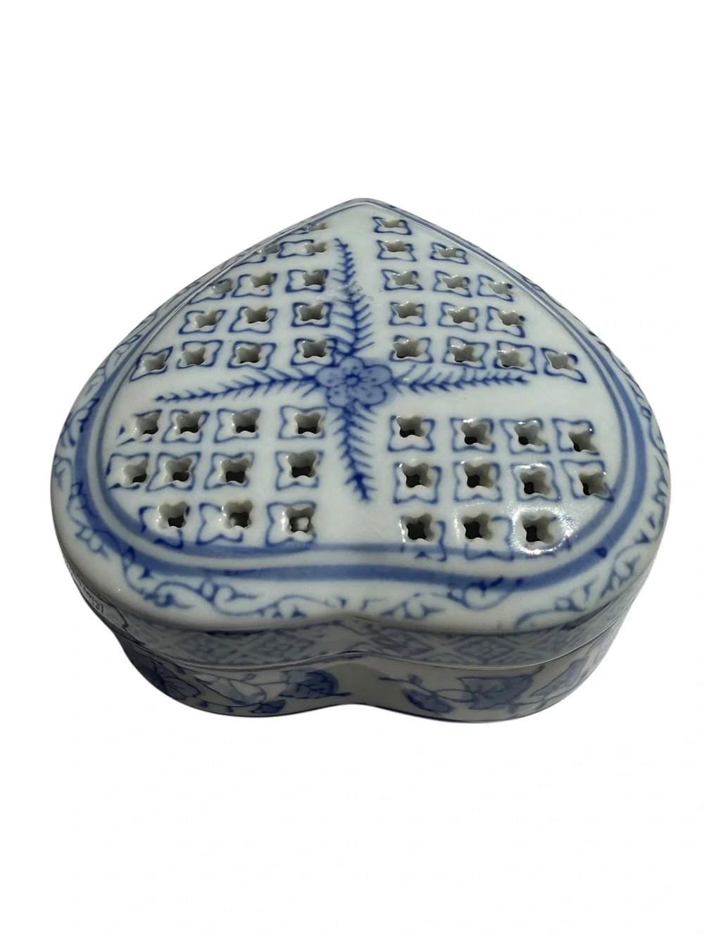 Blue White Heart Potpourri Box Ceramic Chinoiserie Cottagecore Decor Trinket Box